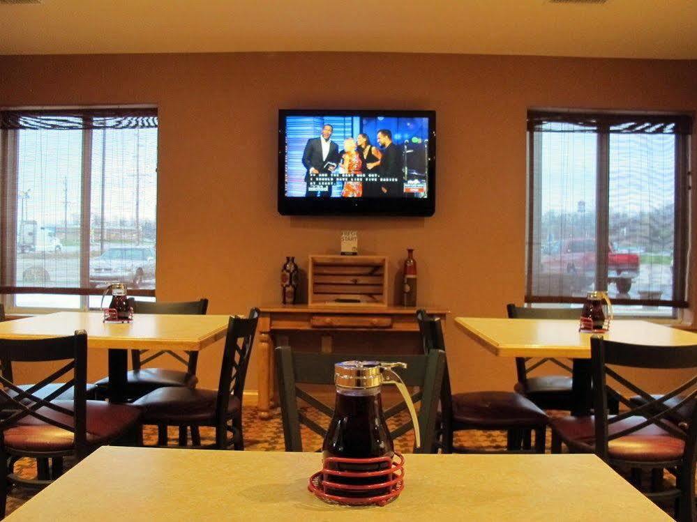 Super 8 By Wyndham Cloverdale Wine Country מראה חיצוני תמונה